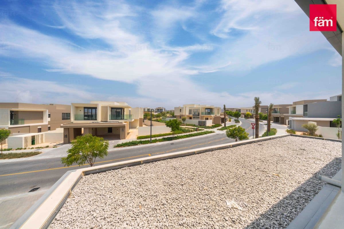 5 bedroom villa in Jebel Ali Village Villas, photograph 18 of 20