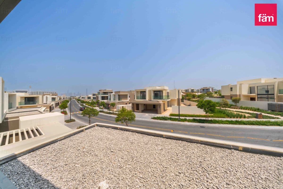 5 bedroom villa in Jebel Ali Village Villas, photograph 8 of 20