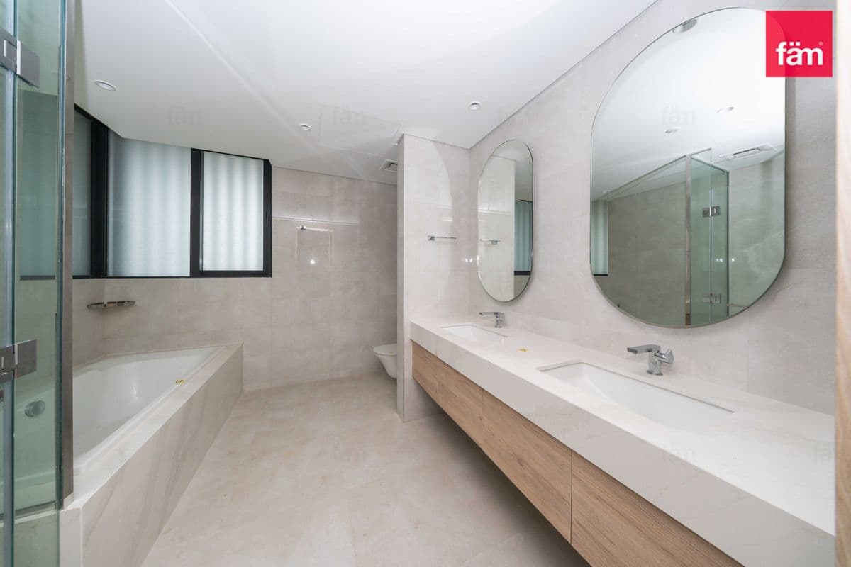 5 bedroom villa in Jebel Ali Village Villas, photograph 19 of 20