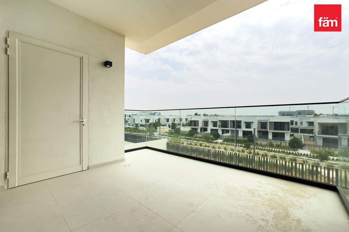 4 bedroom villa in Jebel Ali Village Villas, photograph 15 of 16