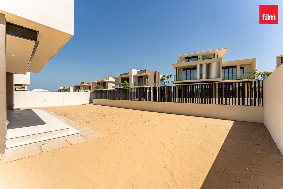 4 bedroom villa in Jebel Ali Village Villas, photograph 17 of 20