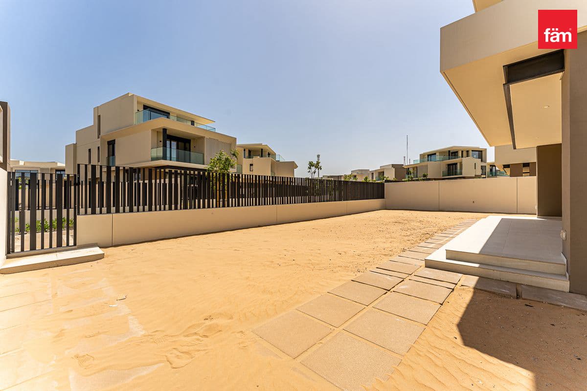 4 bedroom villa in Jebel Ali Village Villas, photograph 6 of 20