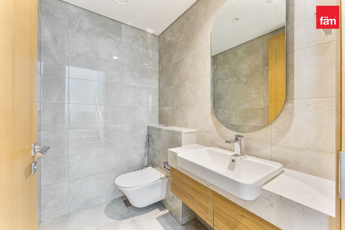 5 bedroom villa in Jebel Ali Village Villas, photograph 12 of 20