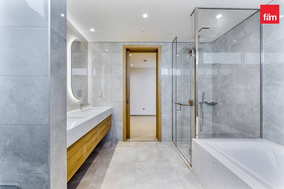 5 bedroom villa in Jebel Ali Village Villas, photograph 18 of 20
