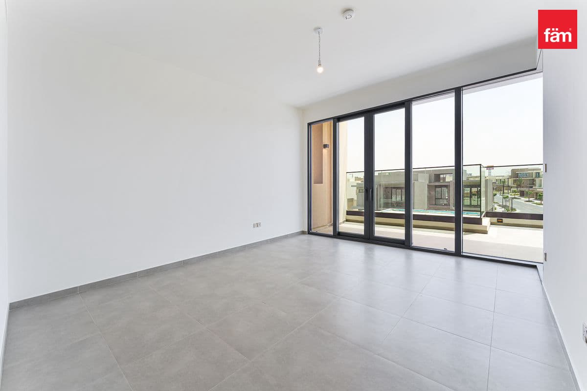 4 bedroom villa in Jebel Ali Village Villas, photograph 9 of 20