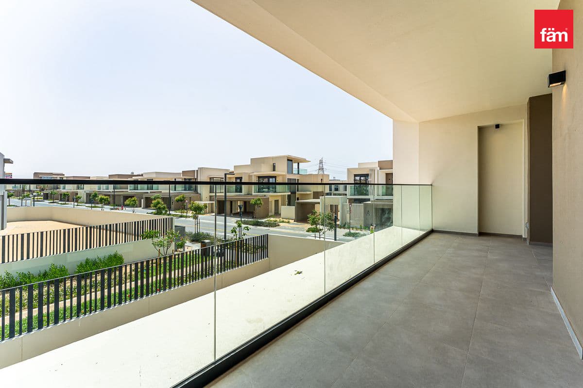 4 bedroom villa in Jebel Ali Village Villas, photograph 13 of 20