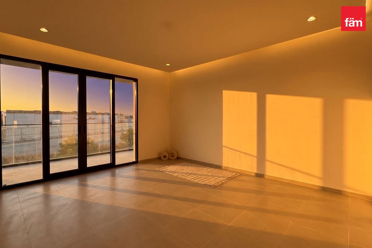 5 bedroom villa in Jebel Ali Village Villas, photograph 12 of 17