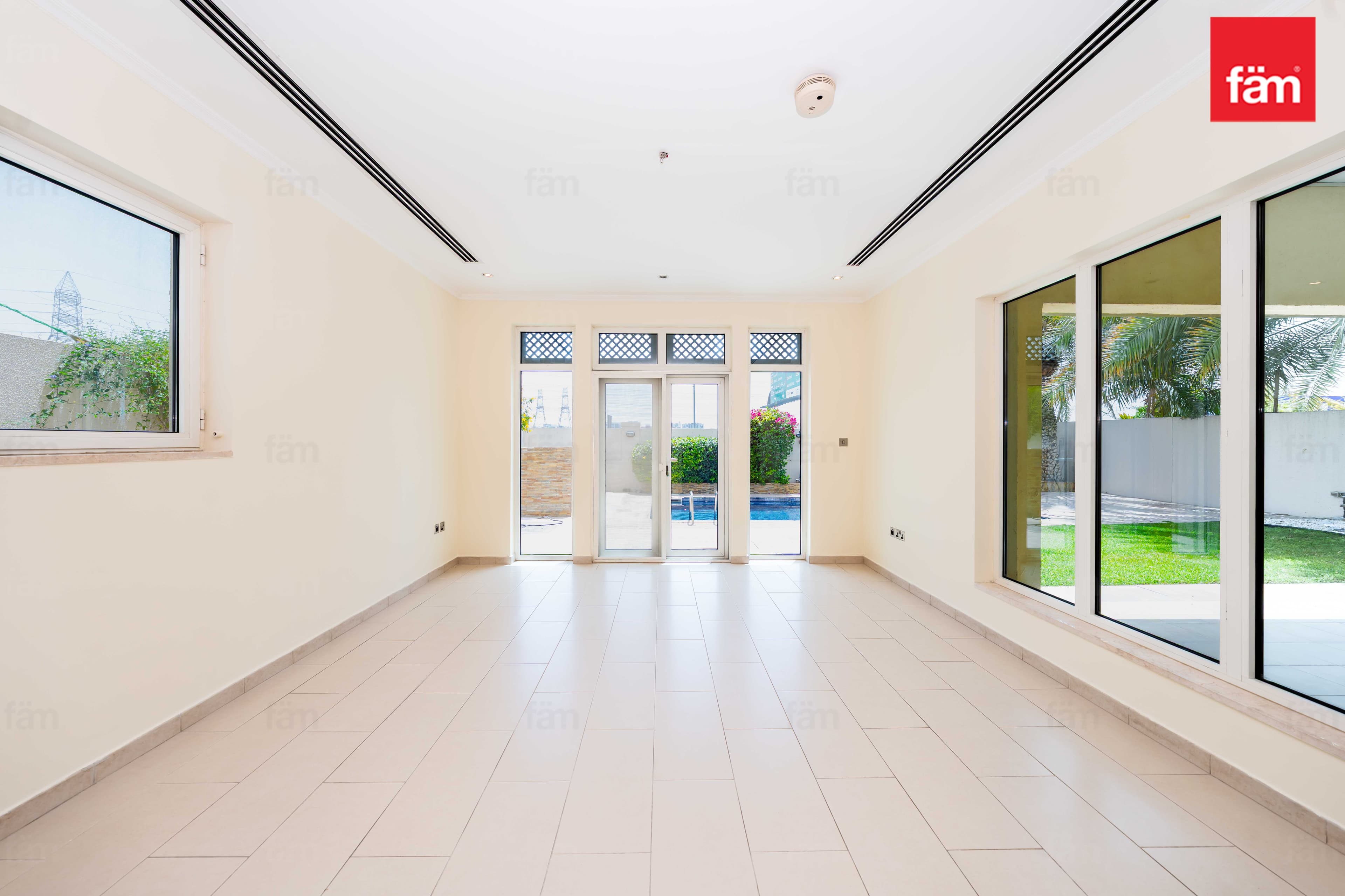3 bedroom villa in District 8, photograph 10 of 20