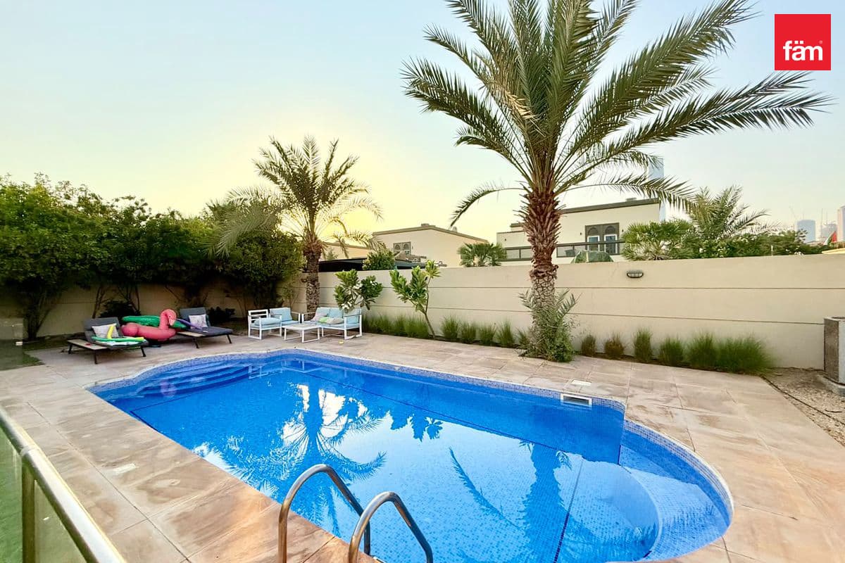 Private Pool | Big Plot Plus Garden