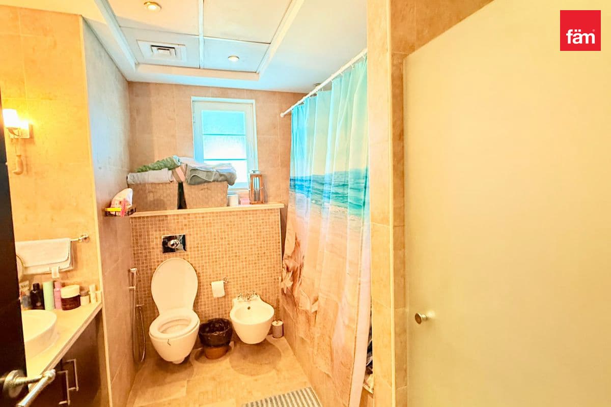 4 bedroom villa in District 4, photograph 13 of 13
