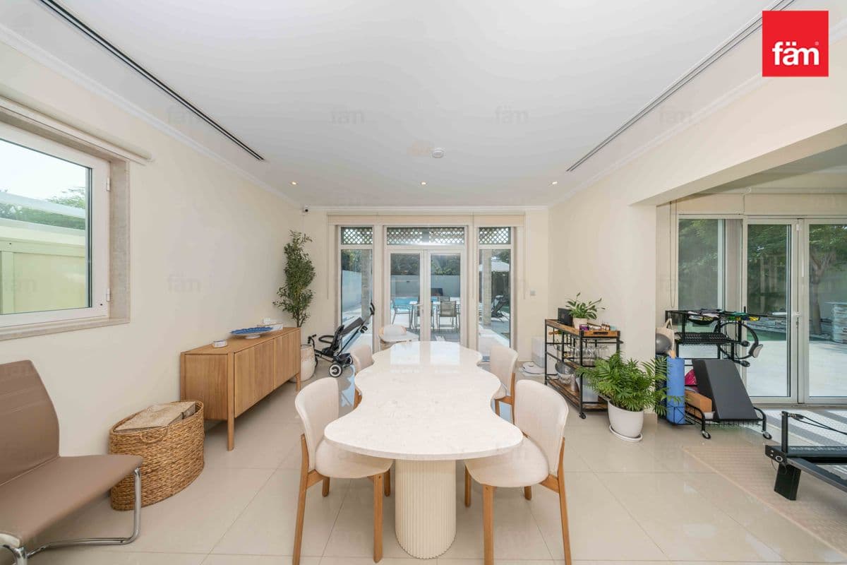 3 bedroom villa in District 5, photograph 7 of 20