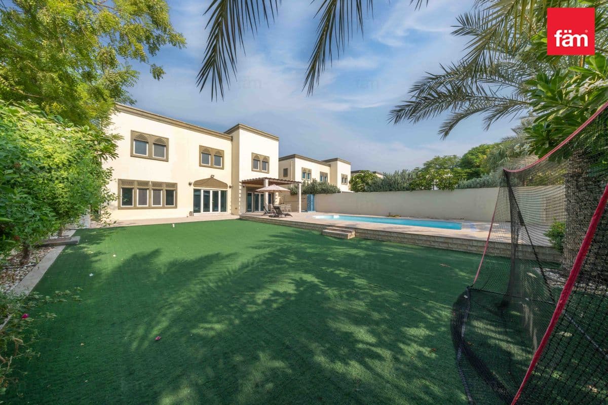 3 bedroom villa in District 5, photograph 3 of 20