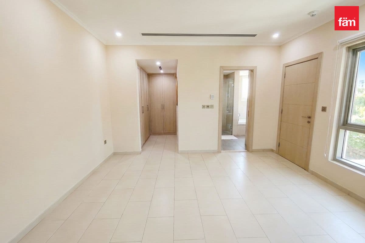 4 bedroom villa in District 8, photograph 14 of 20