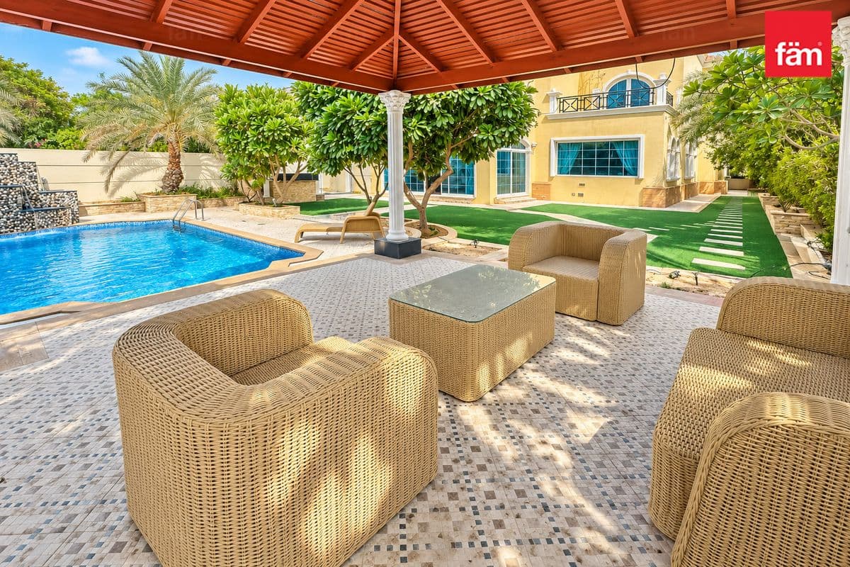 5 bedroom villa in District 4, photograph 4 of 20