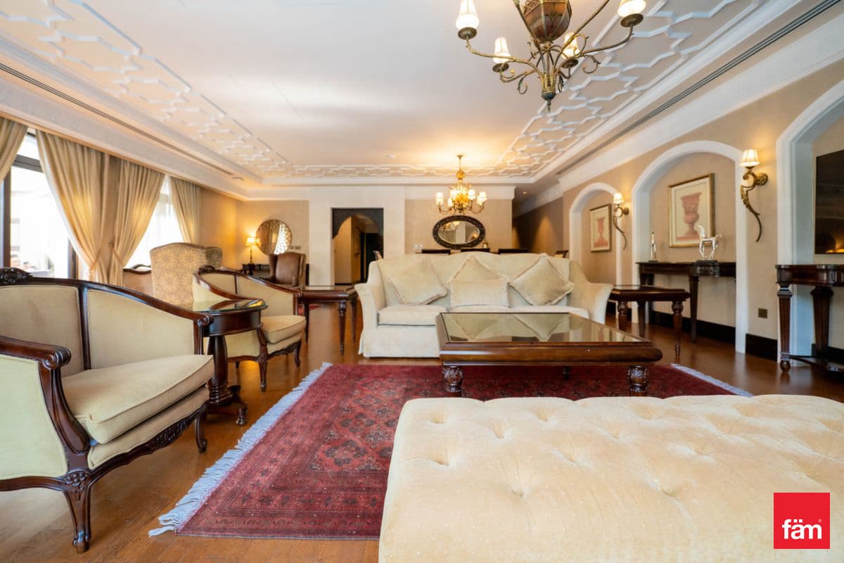 4 bedroom villa in Jumeirah Zabeel Saray Royal Residences, photograph 4 of 20