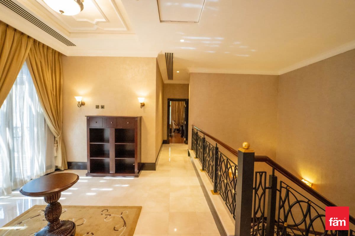4 bedroom villa in Jumeirah Zabeel Saray Royal Residences, photograph 16 of 20