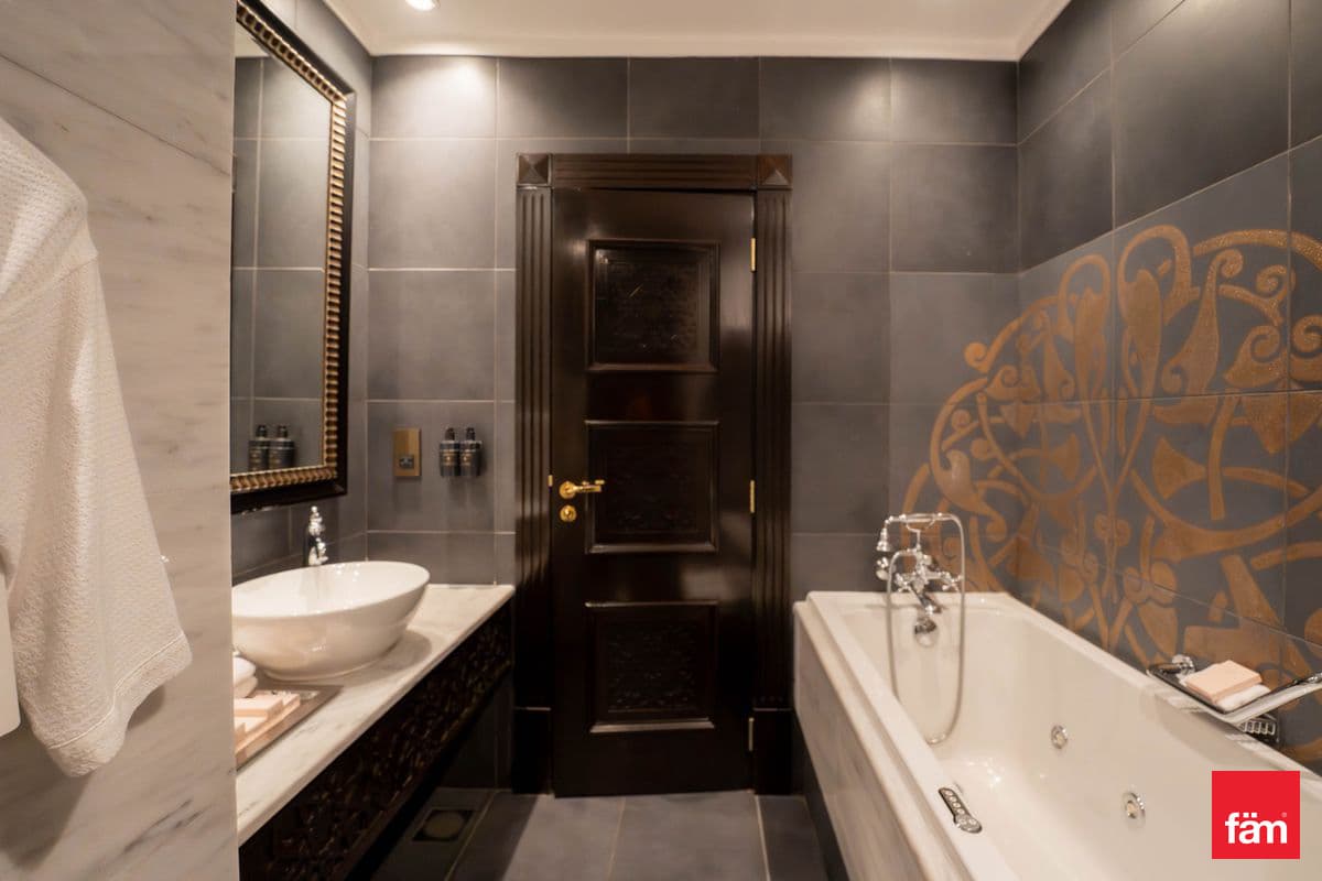 4 bedroom villa in Jumeirah Zabeel Saray Royal Residences, photograph 10 of 20