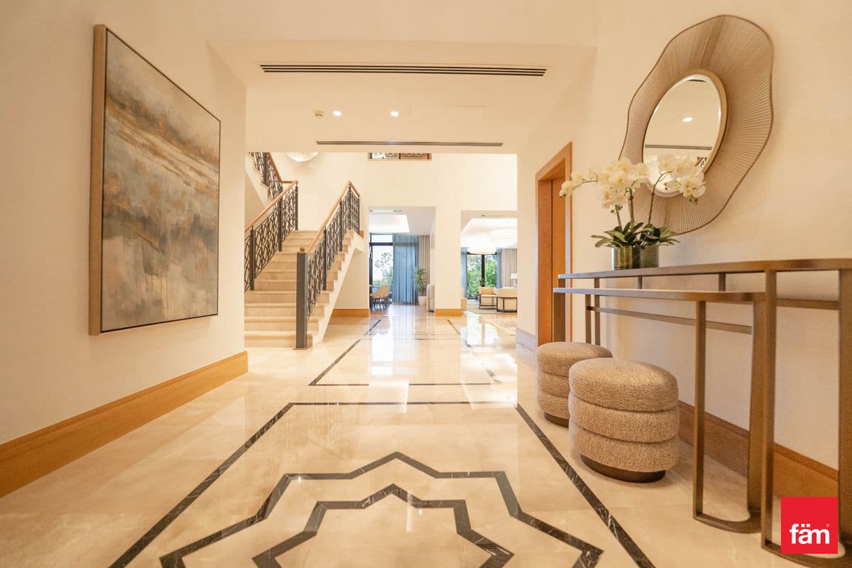 5 bedroom villa in Jumeirah Zabeel Saray Royal Residences, photograph 7 of 20