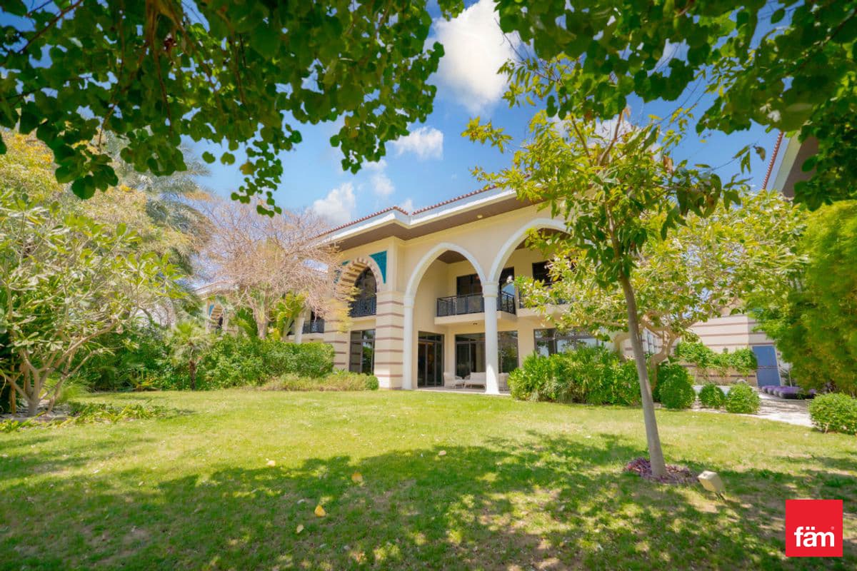 5 bedroom villa in Jumeirah Zabeel Saray Royal Residences, photograph 2 of 20