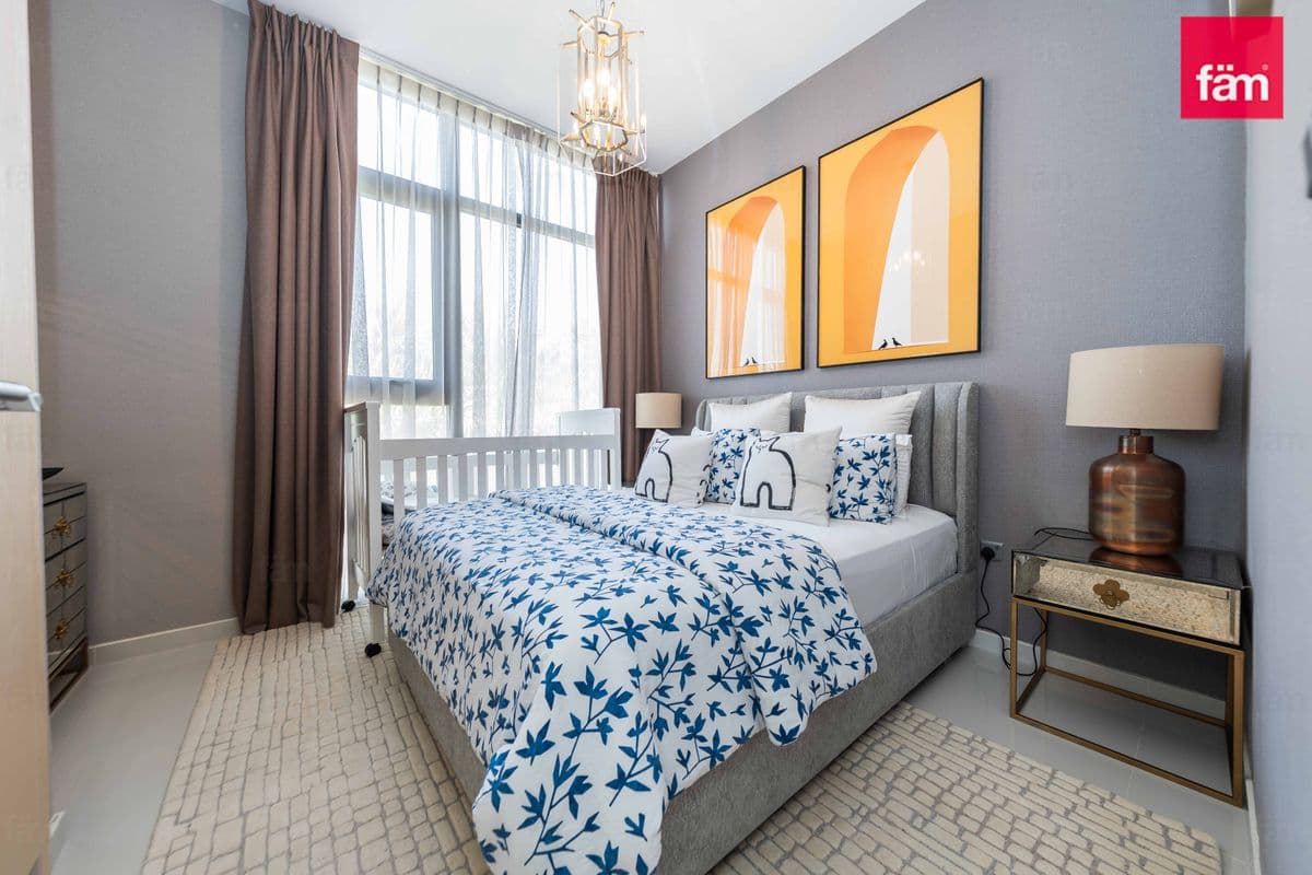 6 bedroom villa in Juniper - Damac Hills 2, photograph 9 of 20
