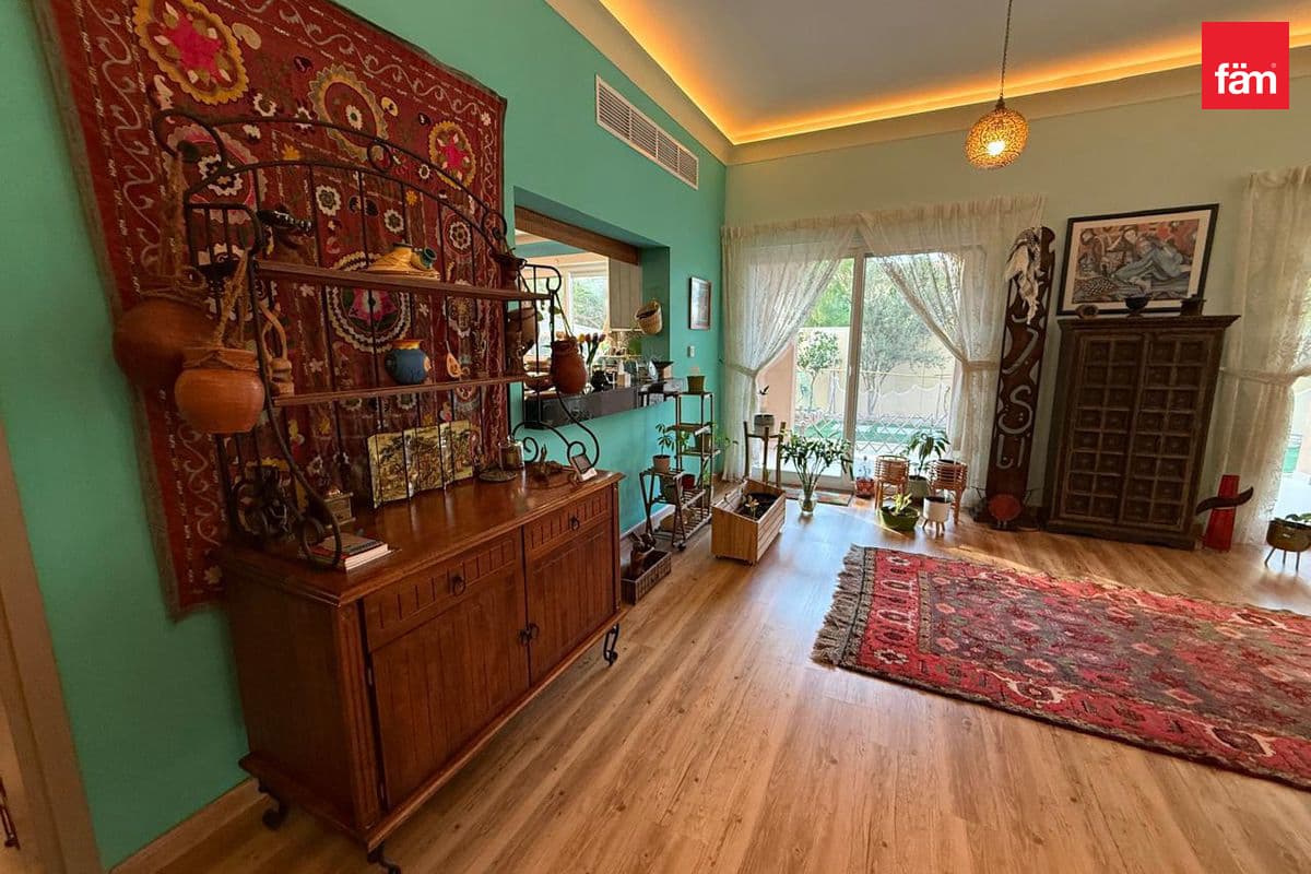 5 bedroom villa in La Quinta, photograph 8 of 20