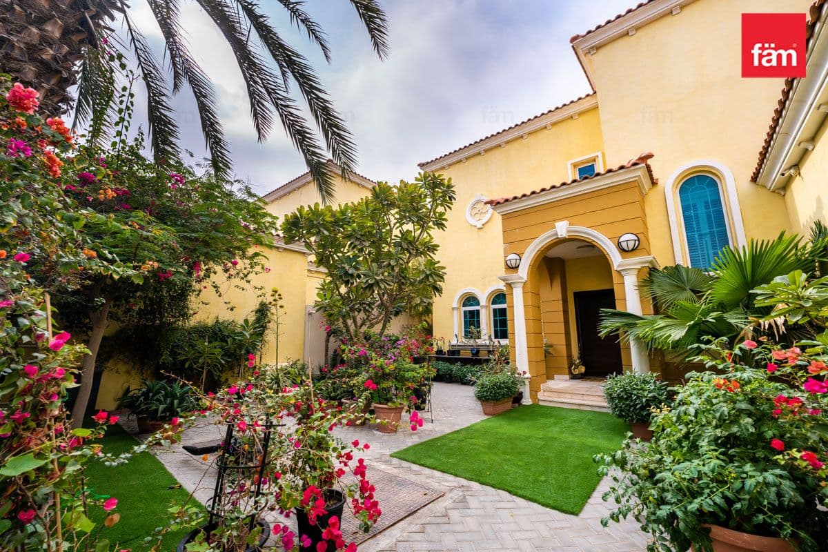 3 bedroom villa in District 8, photograph 12 of 13