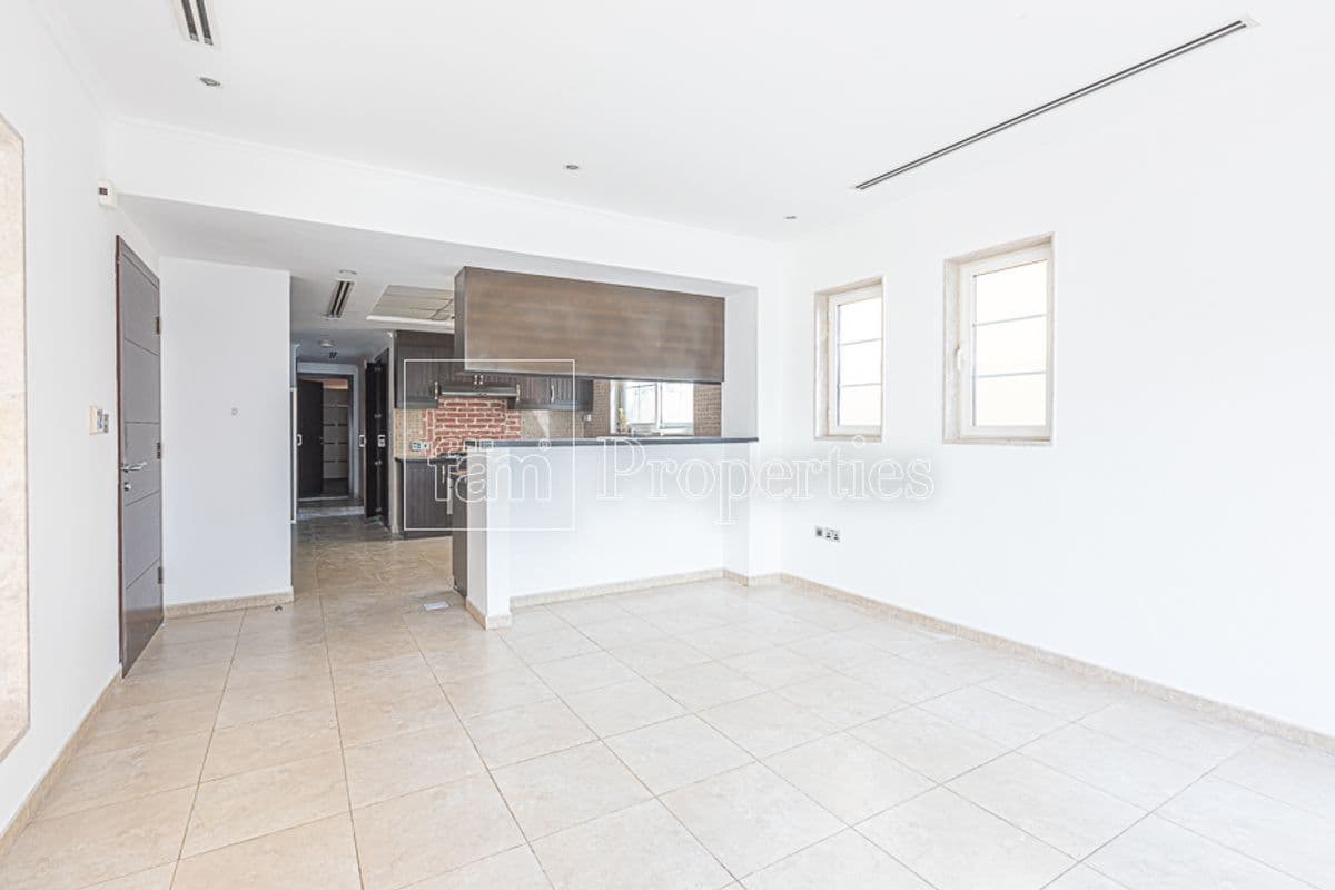 3 bedroom villa in District 5, photograph 5 of 15