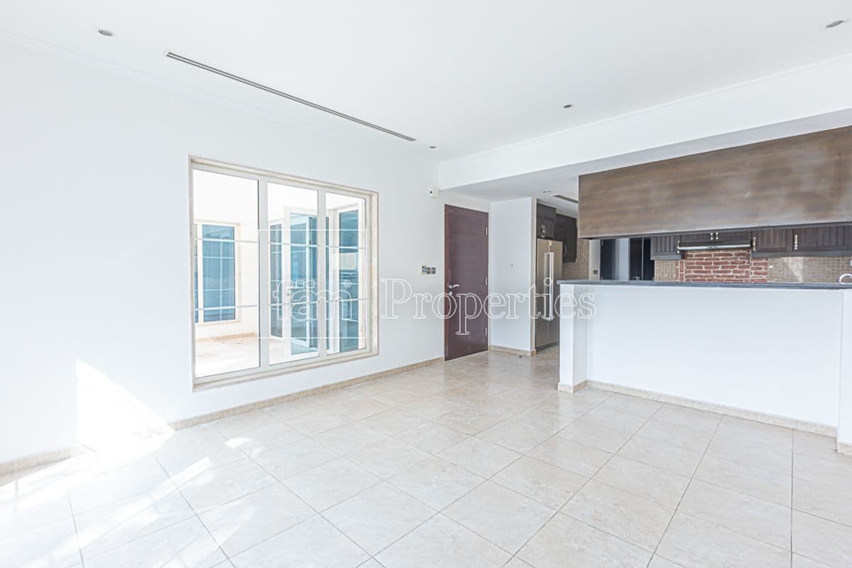 3 bedroom villa in District 5, photograph 11 of 15