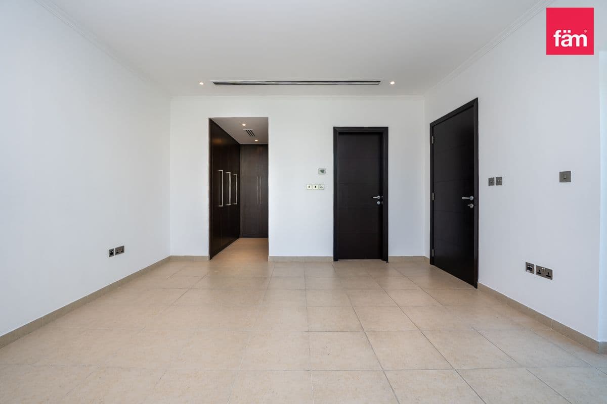 3 bedroom villa in District 5, photograph 12 of 17
