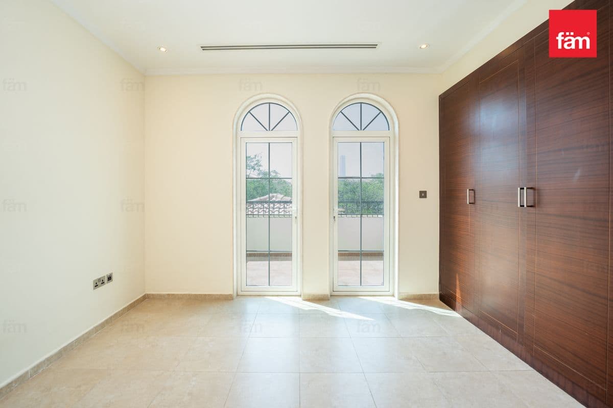 3 bedroom villa in District 5, photograph 15 of 17