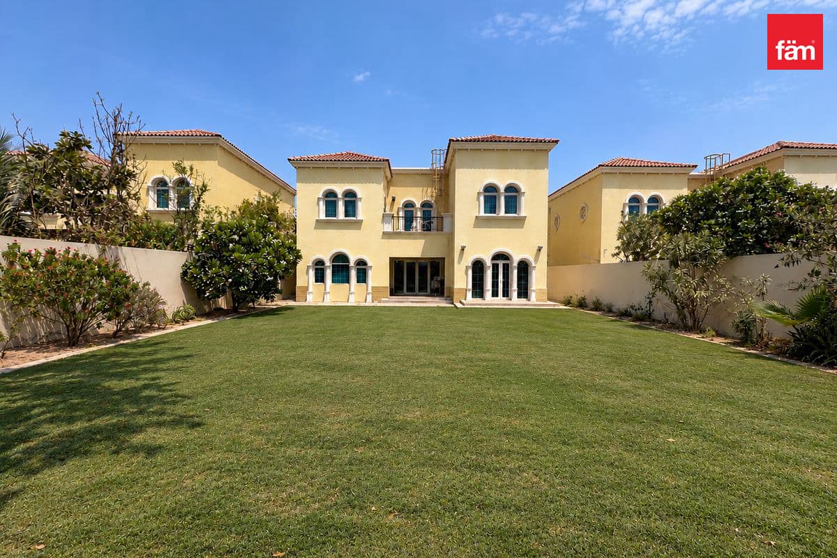 3 bedroom villa in District 5, photograph 5 of 17