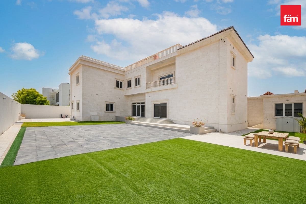 5 bedroom villa in Nad Al Sheba 2, photograph 20 of 20