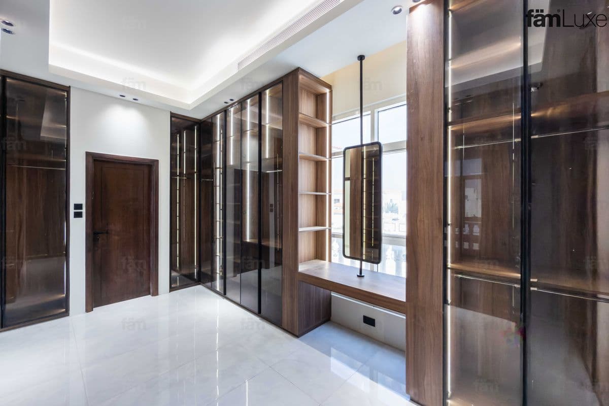 6 bedroom villa in Nad Al Sheba 4, photograph 11 of 20