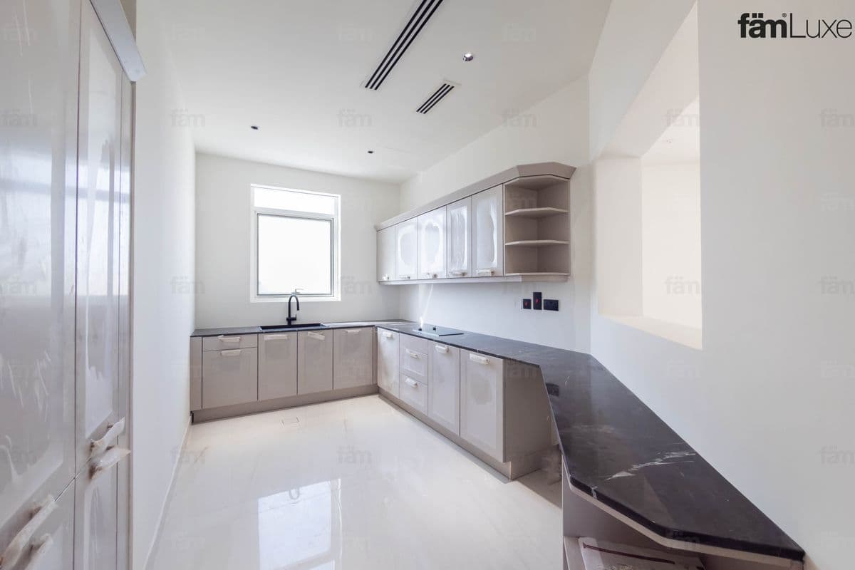 6 bedroom villa in Nad Al Sheba 4, photograph 20 of 20