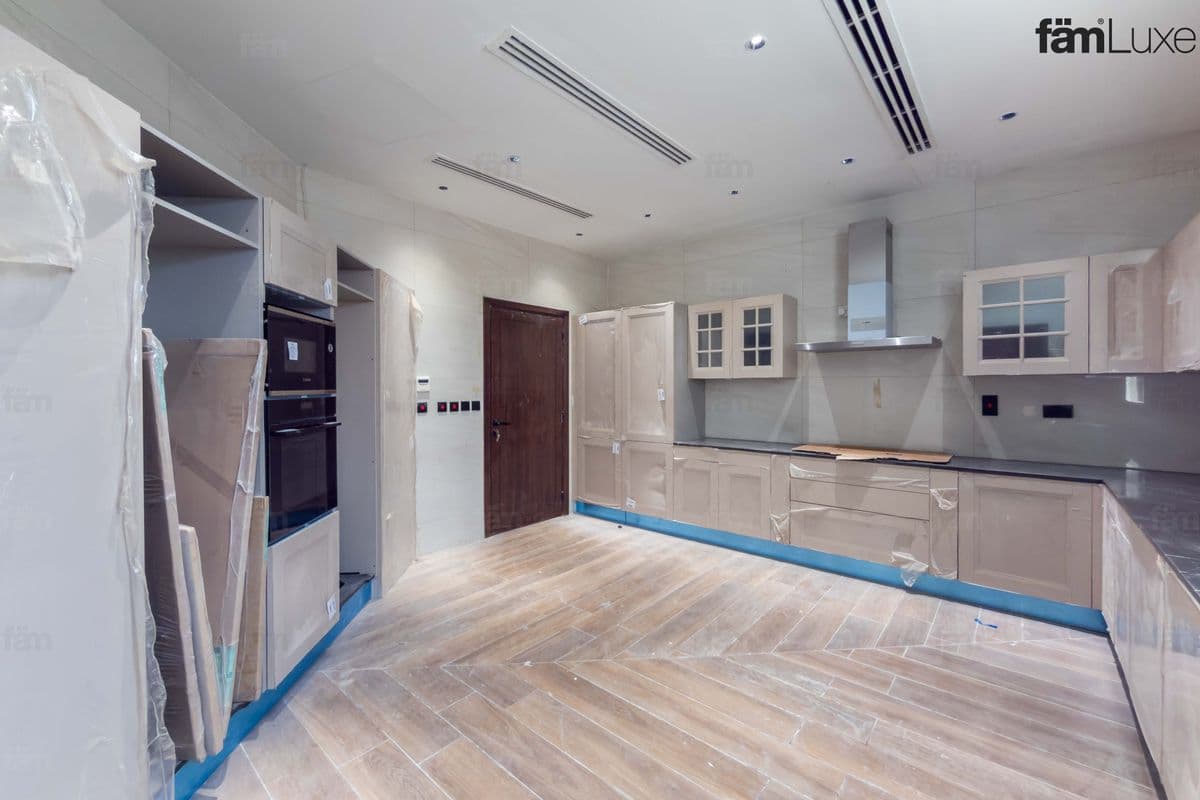 6 bedroom villa in Nad Al Sheba 4, photograph 19 of 20