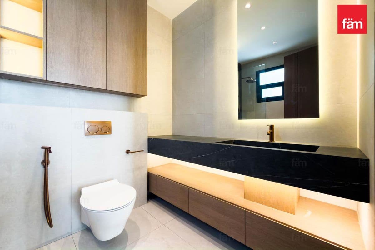 6 bedroom villa in Nad Al Sheba Gardens, photograph 16 of 17