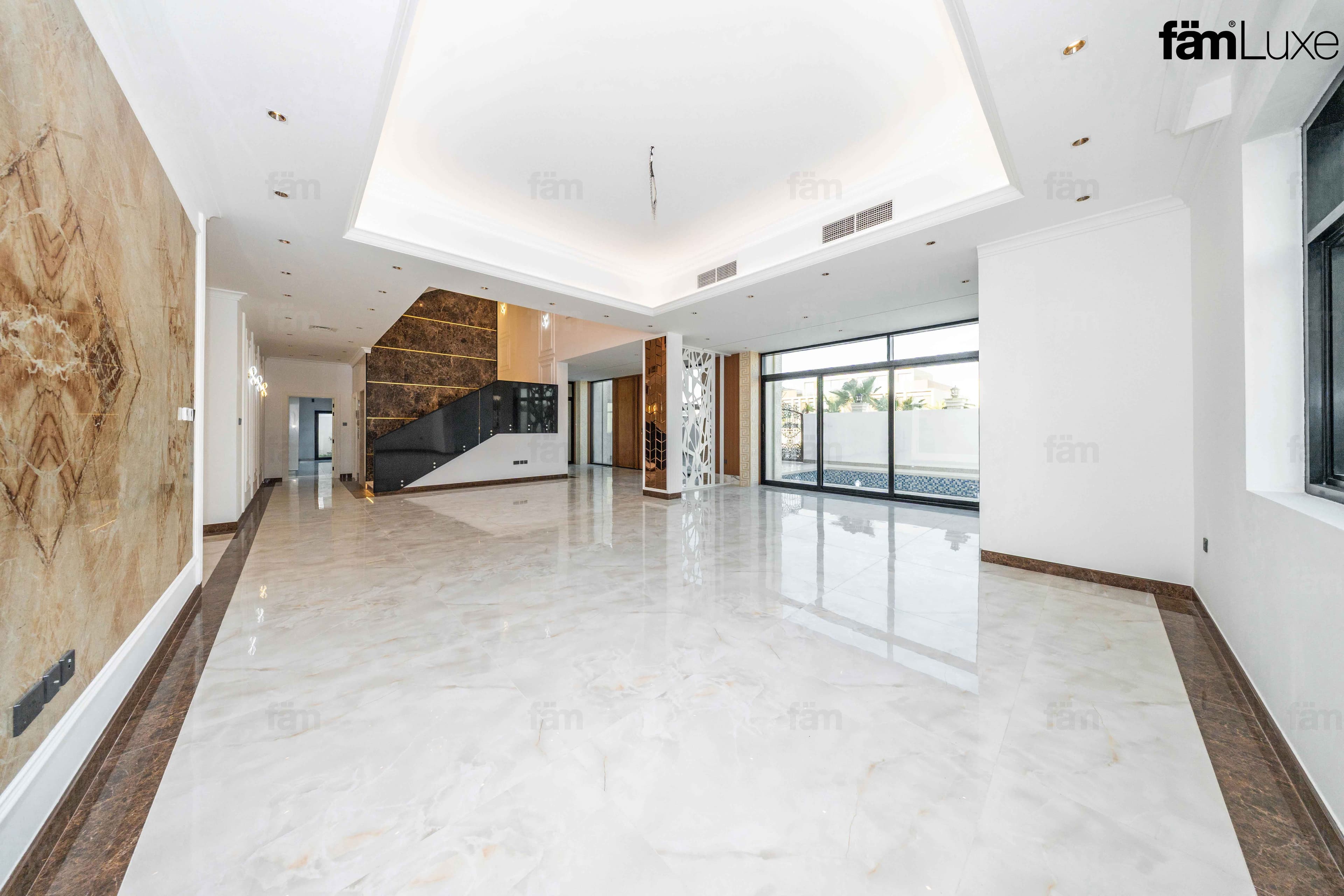 6 bedroom villa in Nad Al Sheba Gardens Phase 1, photograph 6 of 20