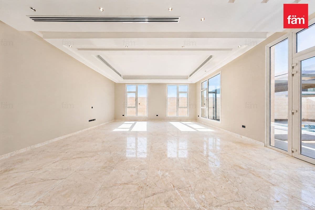 5 bedroom villa in Nad Al Sheba Gardens Phase 1, photograph 7 of 20