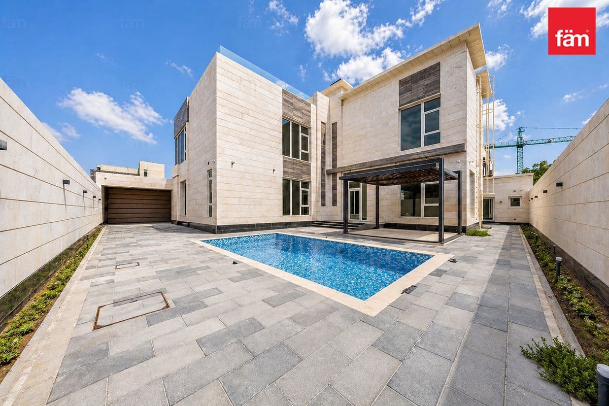 5 bedroom villa in Nad Al Sheba Gardens Phase 1, photograph 8 of 20