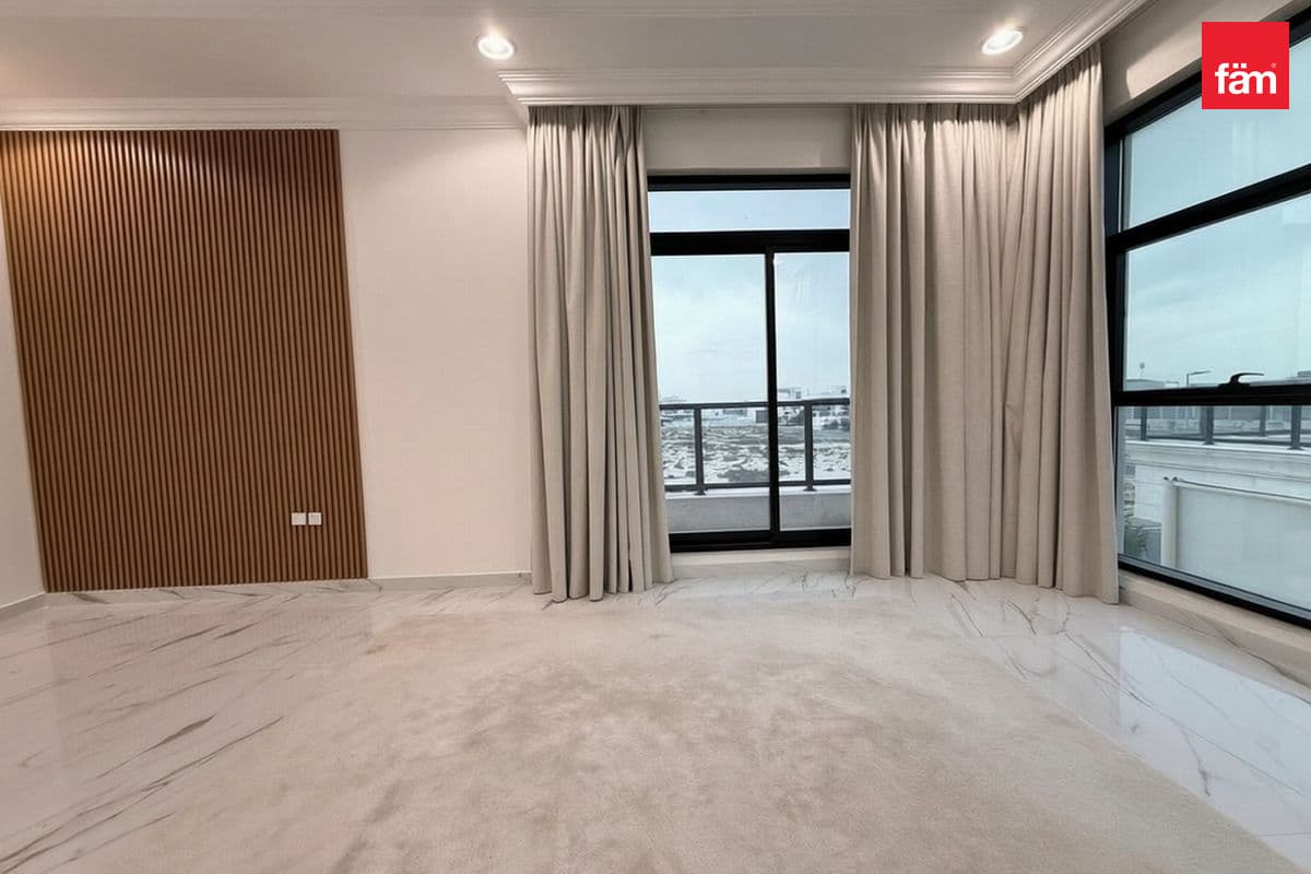 5 bedroom villa in Nad Al Sheba Gardens Phase 1, photograph 16 of 20
