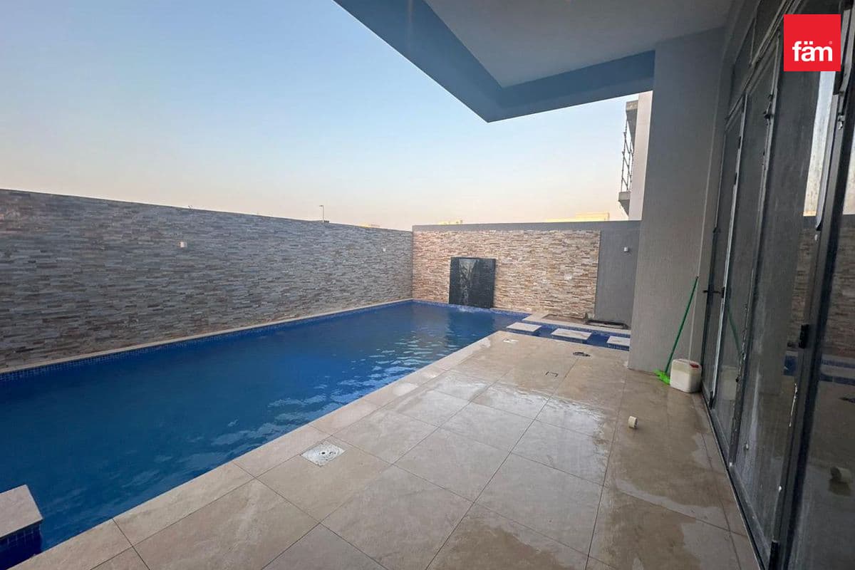 3 bedroom villa in Nad Al Sheba Gardens Phase 1, photograph 14 of 17