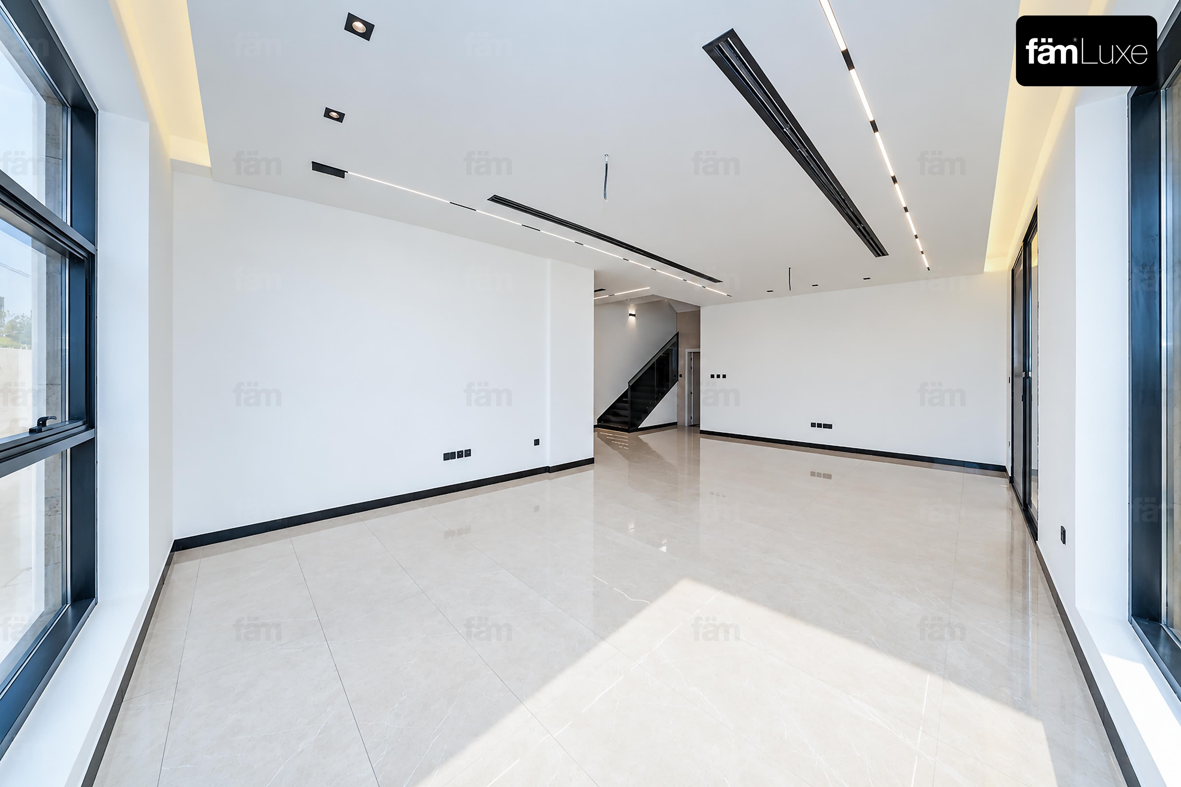 6 bedroom villa in Nad Al Sheba Gardens Phase 1, photograph 3 of 20