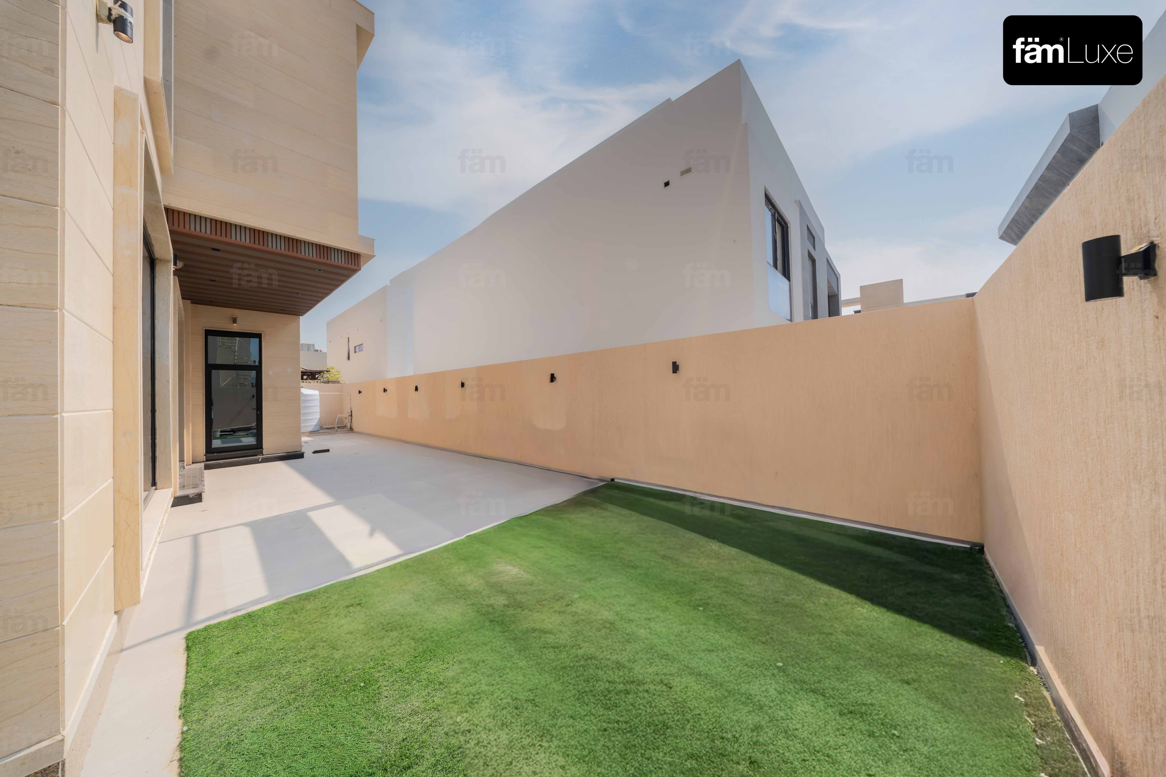 6 bedroom villa in Nad Al Sheba Gardens Phase 1, photograph 17 of 20