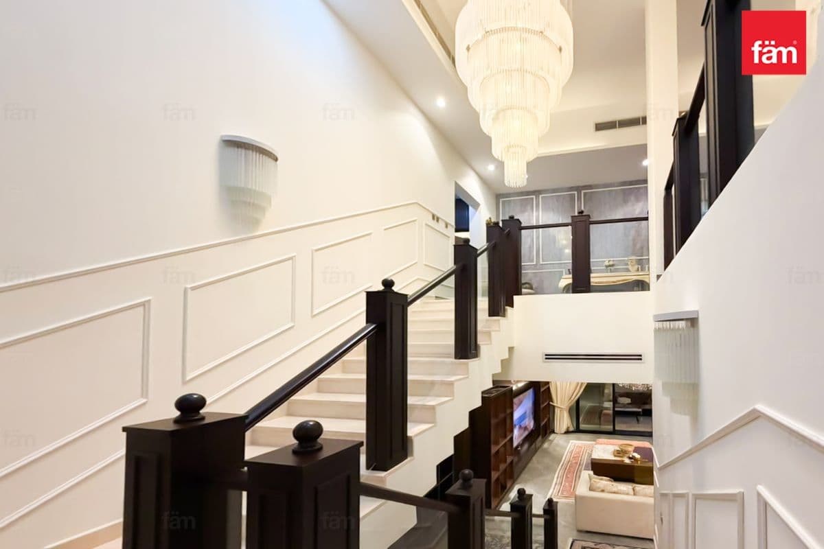 5 bedroom villa in Nad Al Sheba Gardens Phase 1, photograph 16 of 20