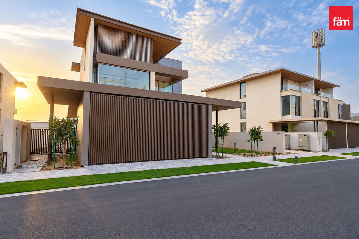 4 bedroom villa in Nad Al Sheba Gardens Phase 3, photograph 12 of 15