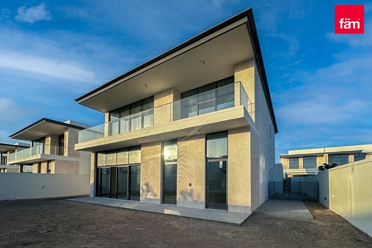 4 bedroom villa in Opal Gardens, photograph 13 of 13