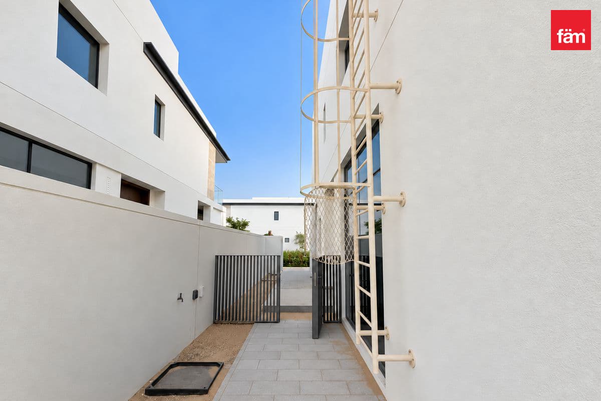 4 bedroom villa in Opal Gardens, photograph 19 of 19
