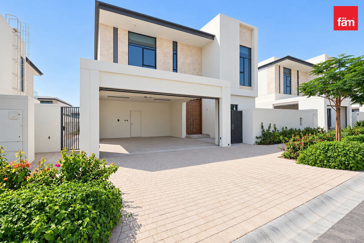4 bedroom villa in Opal Gardens, photograph 2 of 20