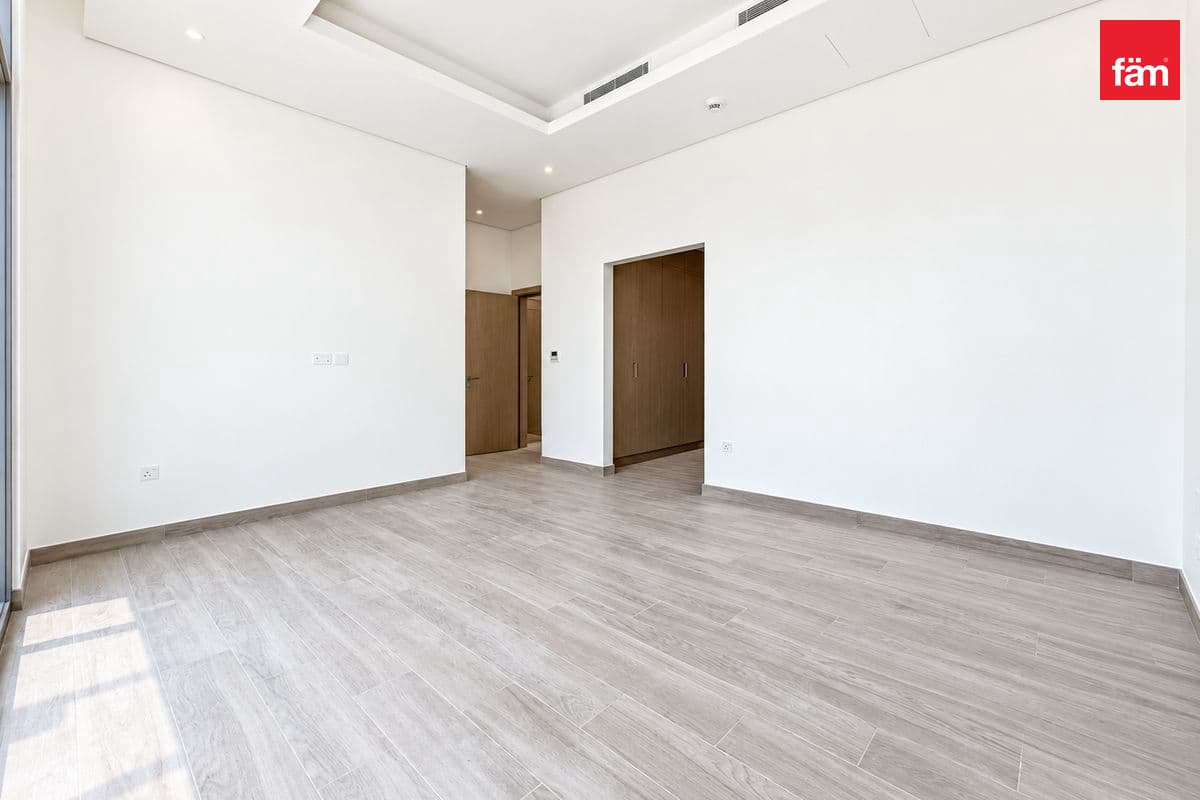 5 bedroom villa in Opal Gardens, photograph 4 of 18