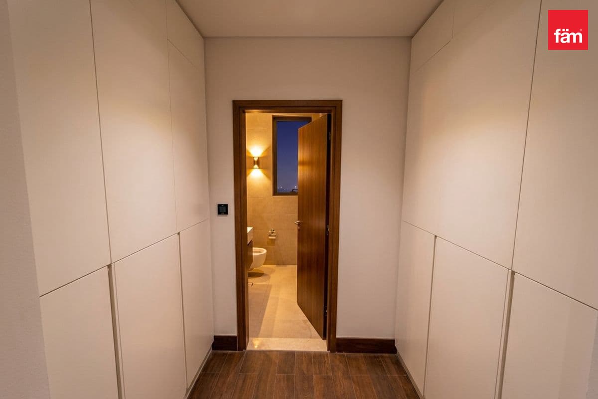 5 bedroom villa in Opal Gardens, photograph 9 of 20
